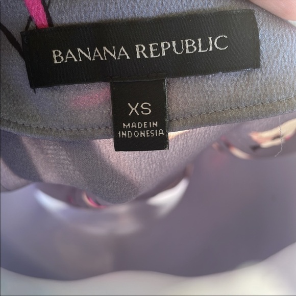 Banana republic v Blouse Floral Gray & Pink Loose fit  Size XS - Picture 7 of 10